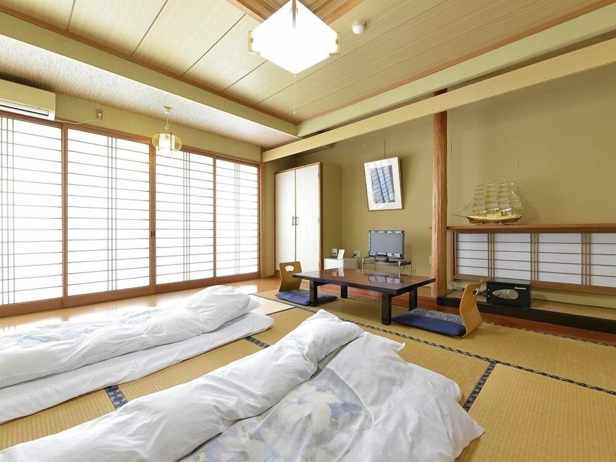 Yumoto Miyoshi Hotel Beppu Buitenkant foto