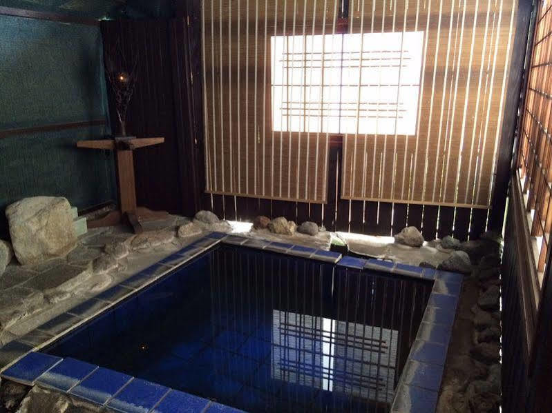 Yumoto Miyoshi Hotel Beppu Buitenkant foto