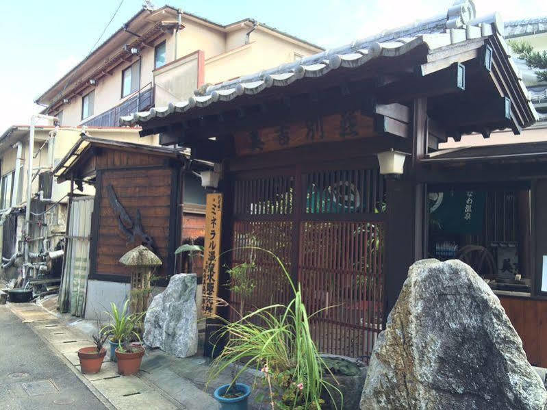 Yumoto Miyoshi Hotel Beppu Buitenkant foto