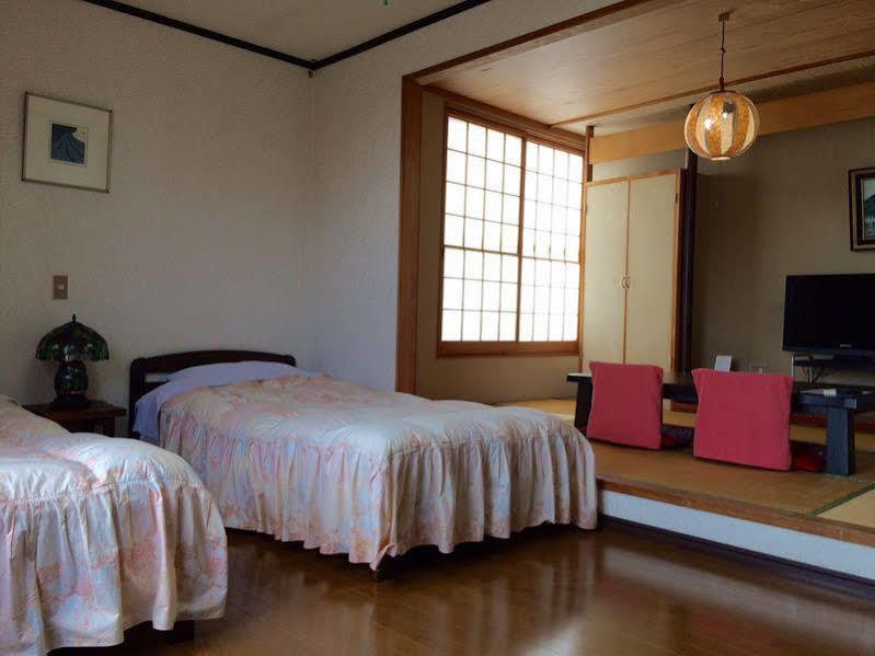 Yumoto Miyoshi Hotel Beppu Buitenkant foto